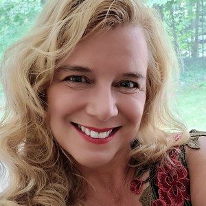 Meet your Posher, Brenda